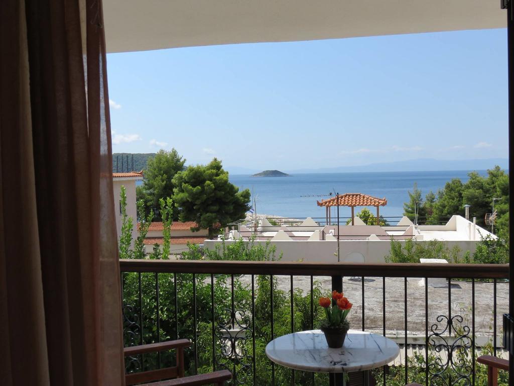 Ocean View Apartment Neo Klima Bagian luar foto